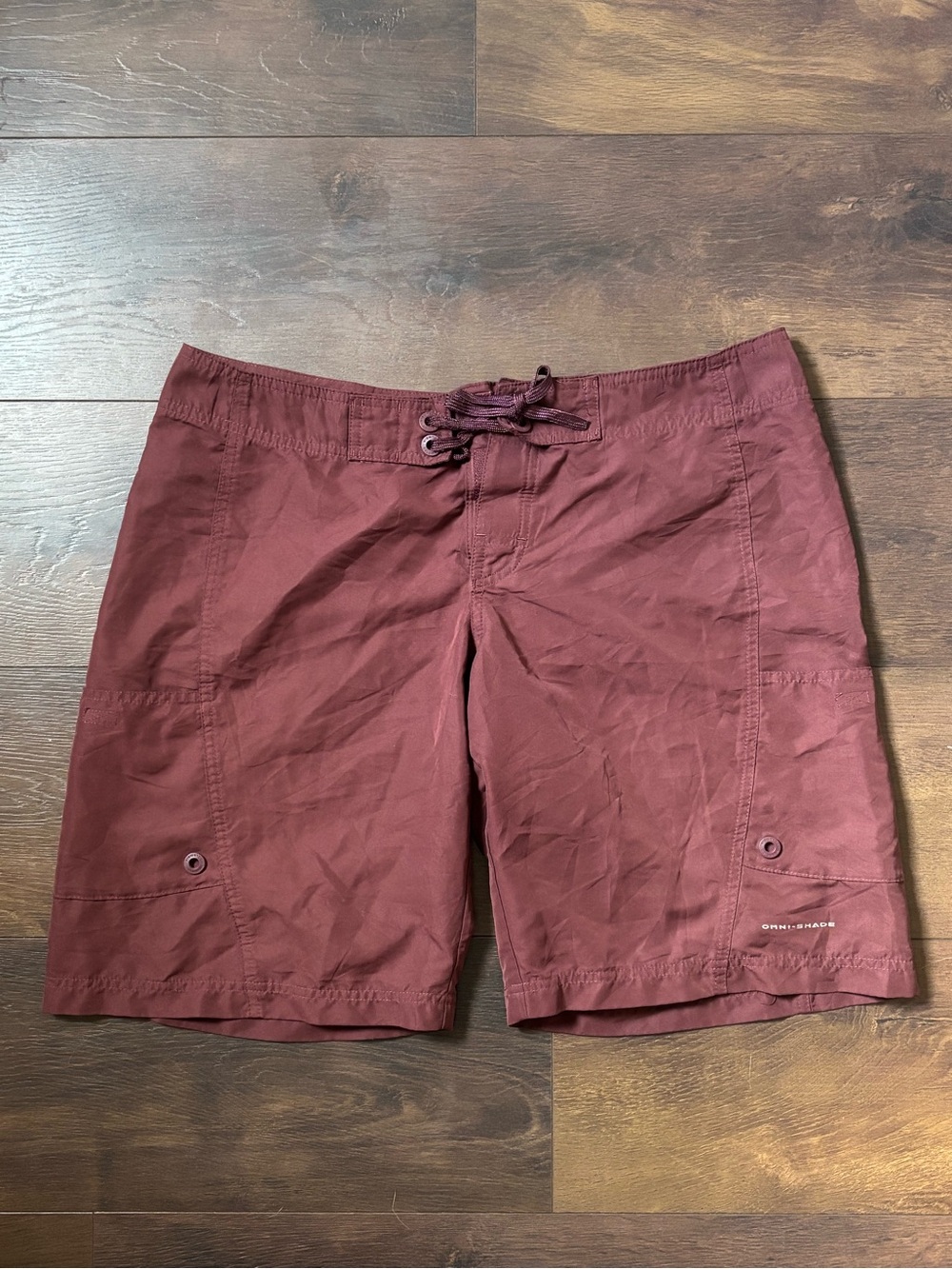 Columbia Omni-Shade Board Shorts Women’s Size 12 Burgundy